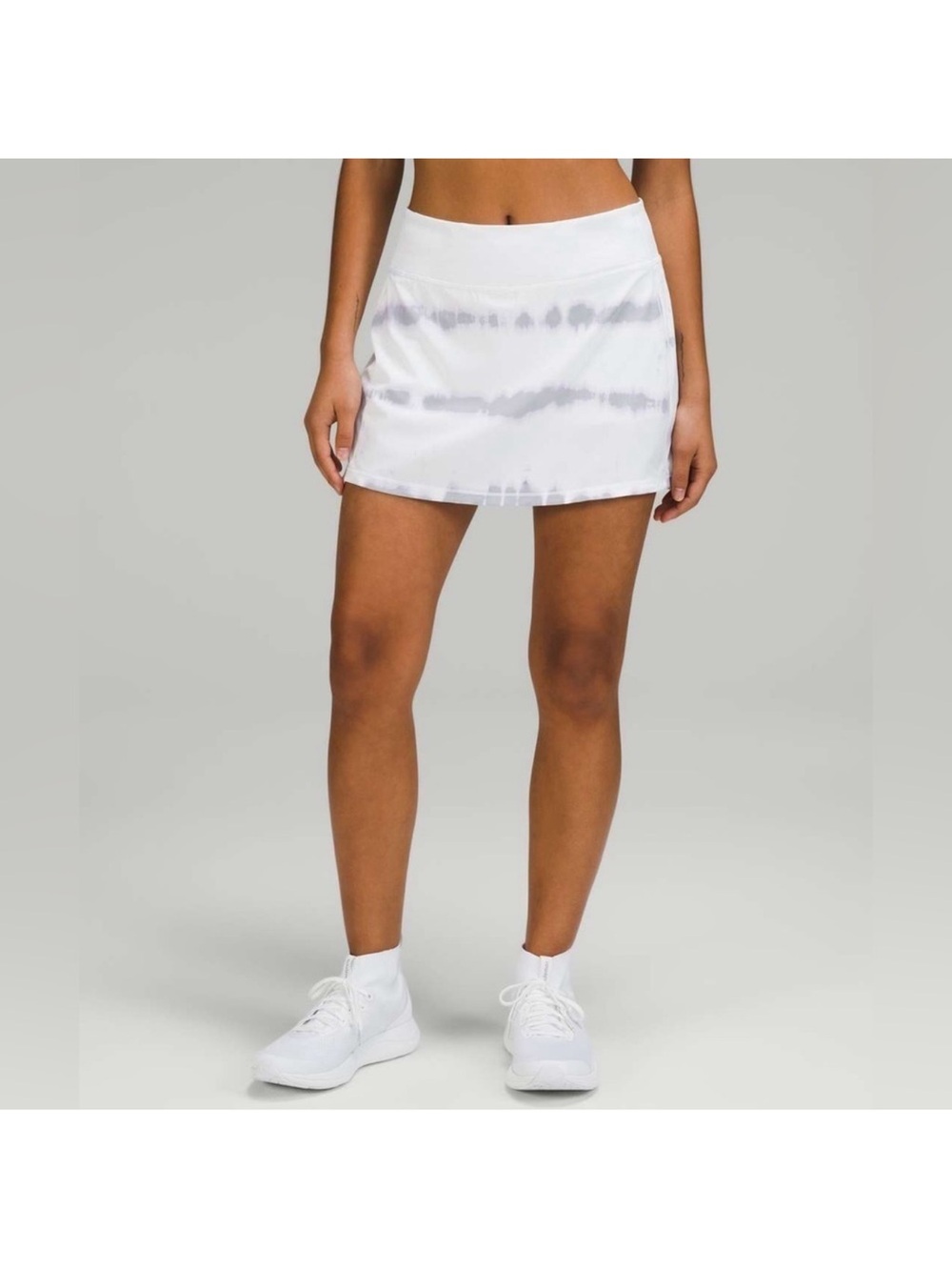 Lululemon Pace Rival Mid-Rise
Skirt *Long size 2